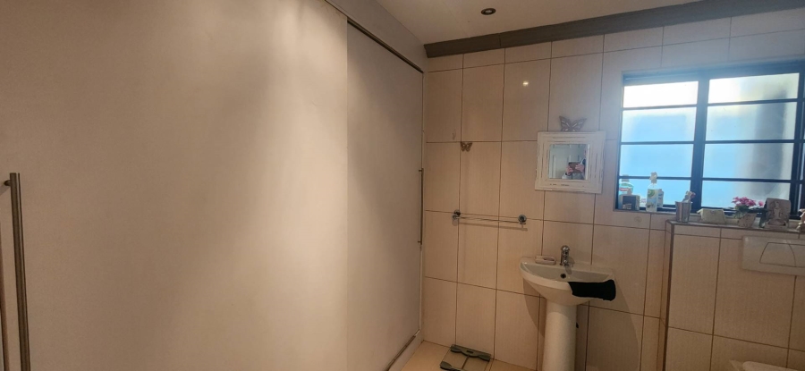 3 Bedroom Property for Sale in Reebok Western Cape